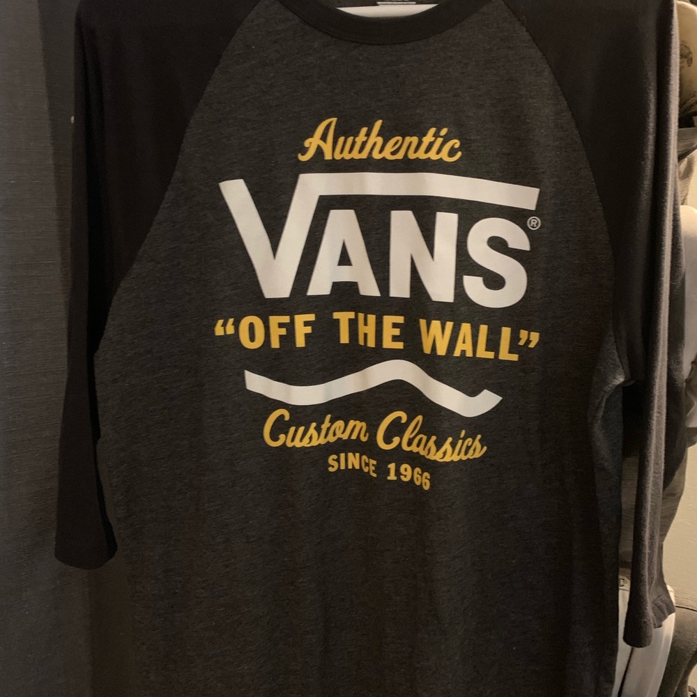 NWOT vans quarter sleeve shirt